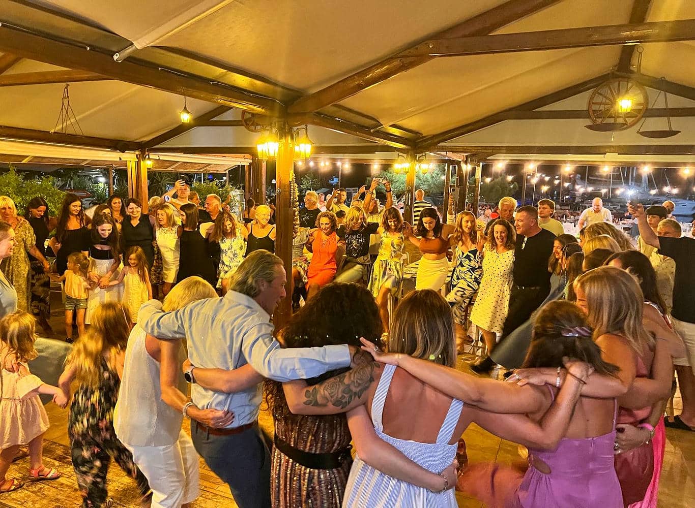 na-mama3ページです୨୧*॰ॱ Mamma Mia Taverna – Traditional Taverna in Nydri, Lefkada