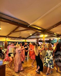 #livemusic #dancing #saturdaynight